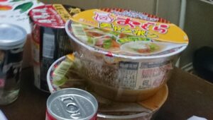 ご当地カップ麺「おぐらチャンポン」と他のインスタント食品