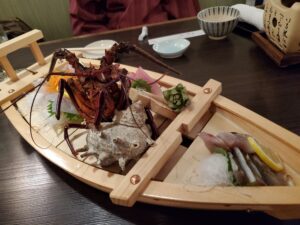 伊勢海老と刺身の舟盛り(その1)